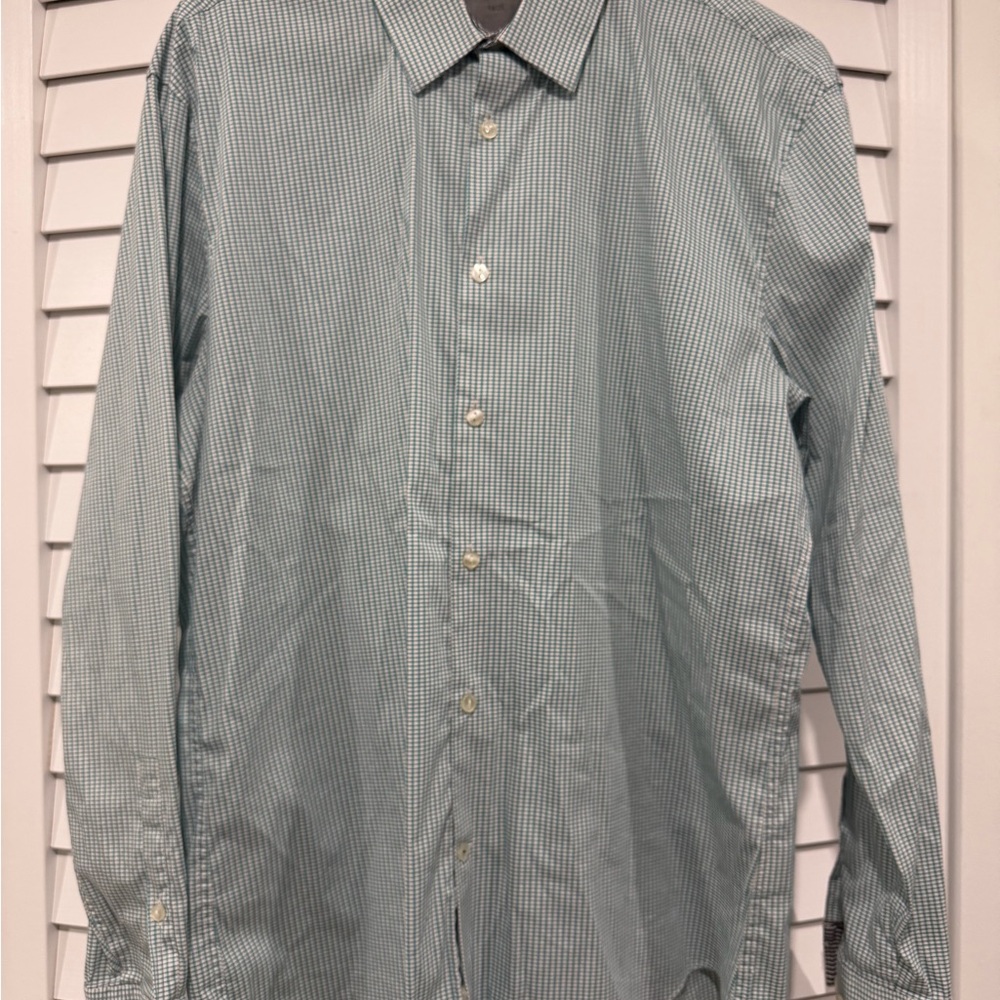 Calvin Klein Men's Green Plaid Button Down Shirt